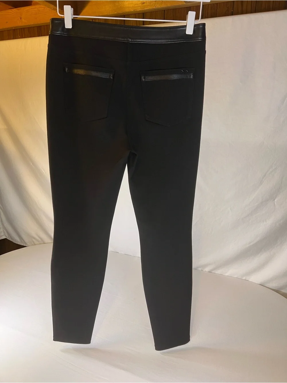 White House Black Market skinny leg